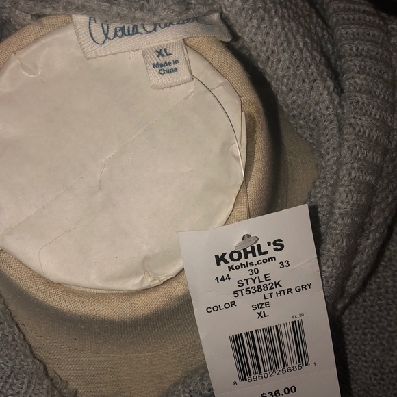 Gray striped Knitted hoodie size XL - Picture 3 of 3